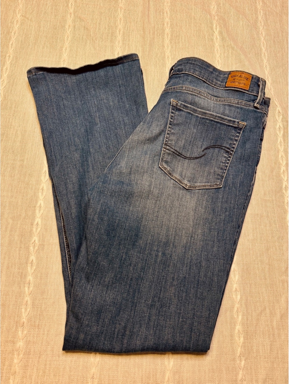 Levi Strauss women’s jeans size 12 mid rise bootcut